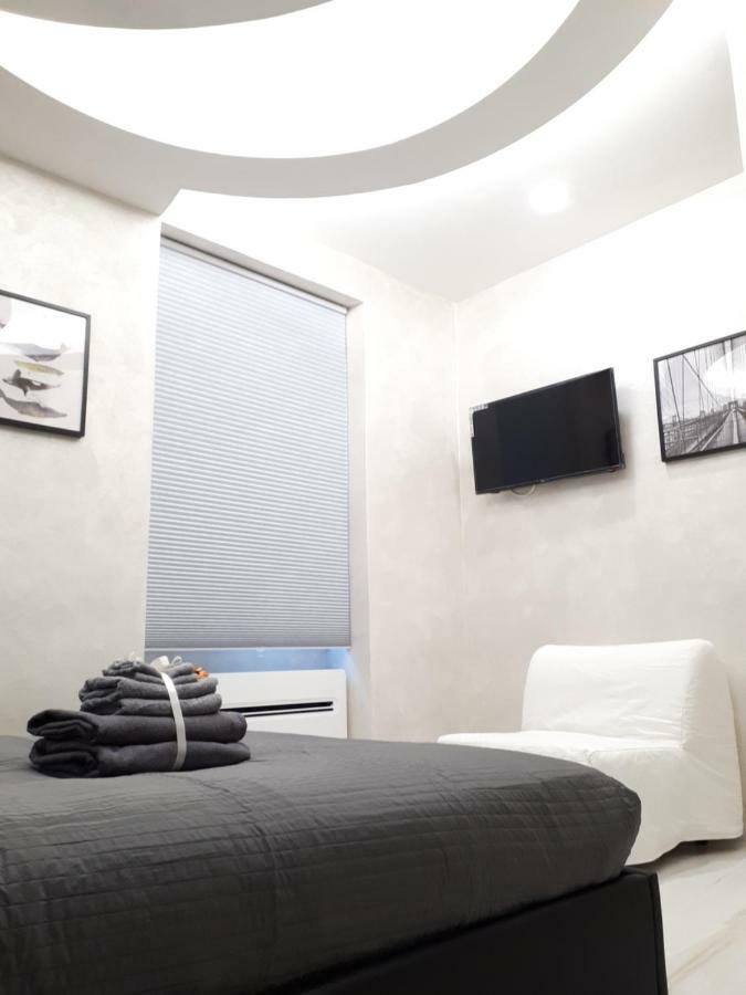 Silver House Специя Екстериор снимка