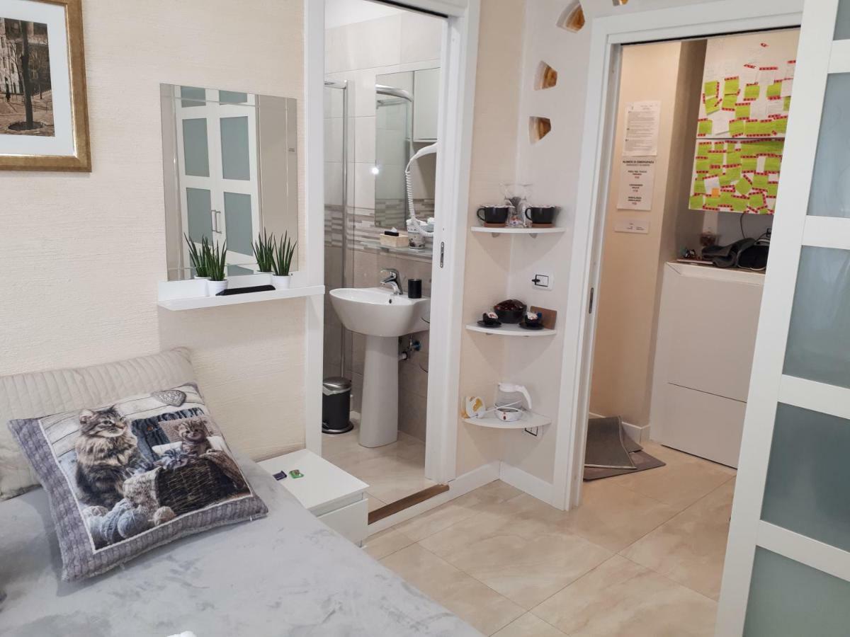 Silver House Специя Екстериор снимка