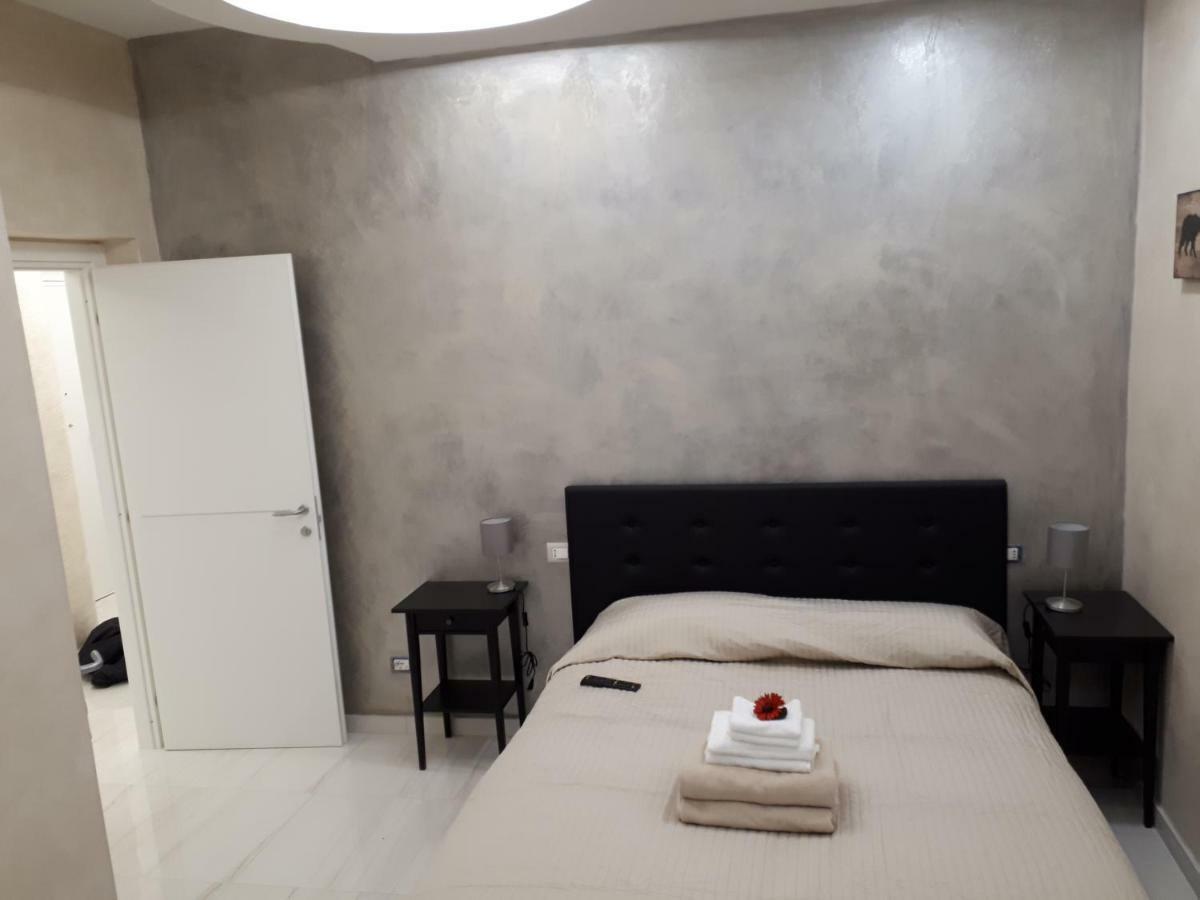 Silver House Специя Екстериор снимка